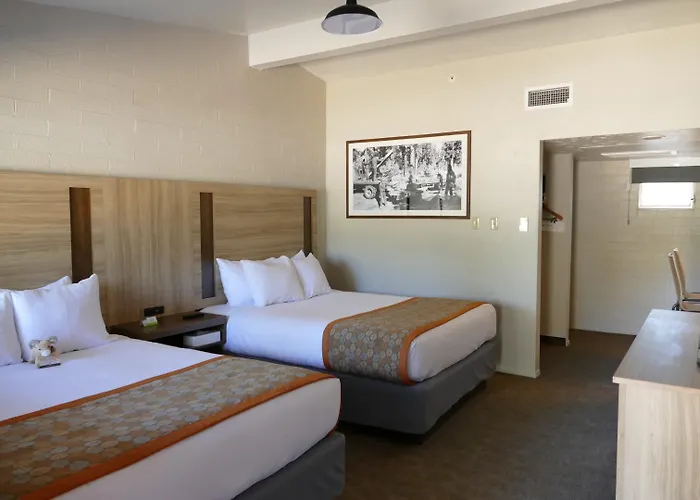 Yavapai Hotel
